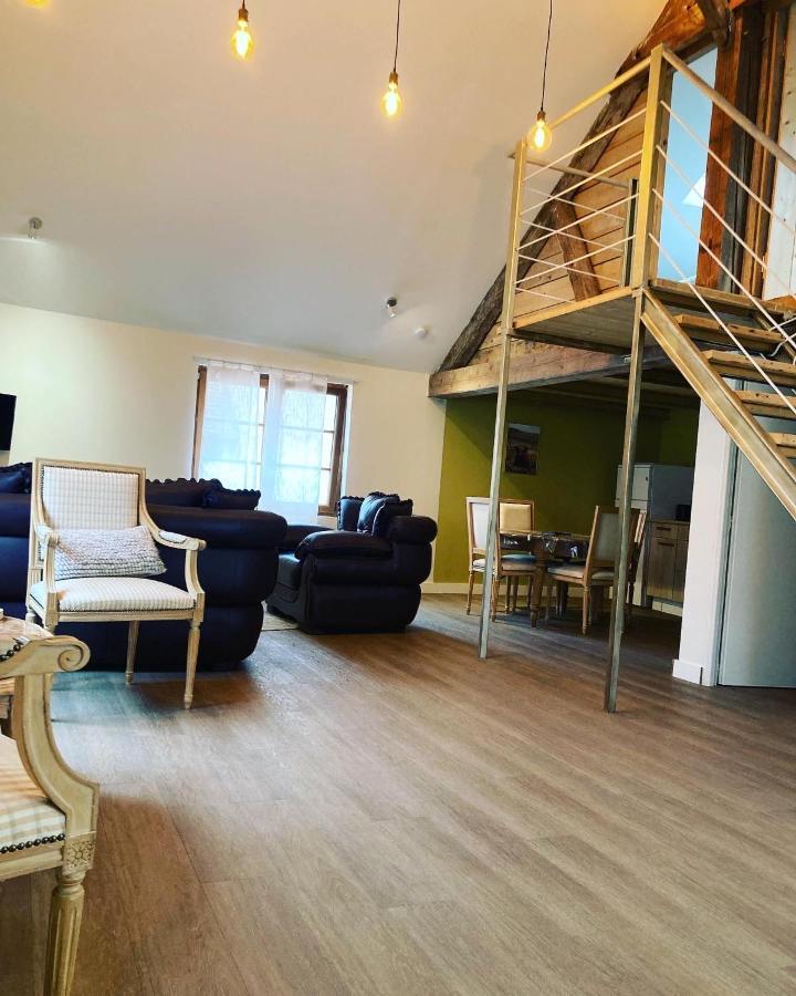 Le Carrosse, La Diligence, Centre Saint Jean De Losne Tarif 2Pers 1 Chambre, Tarif 4 Pers 2 Chambres מראה חיצוני תמונה